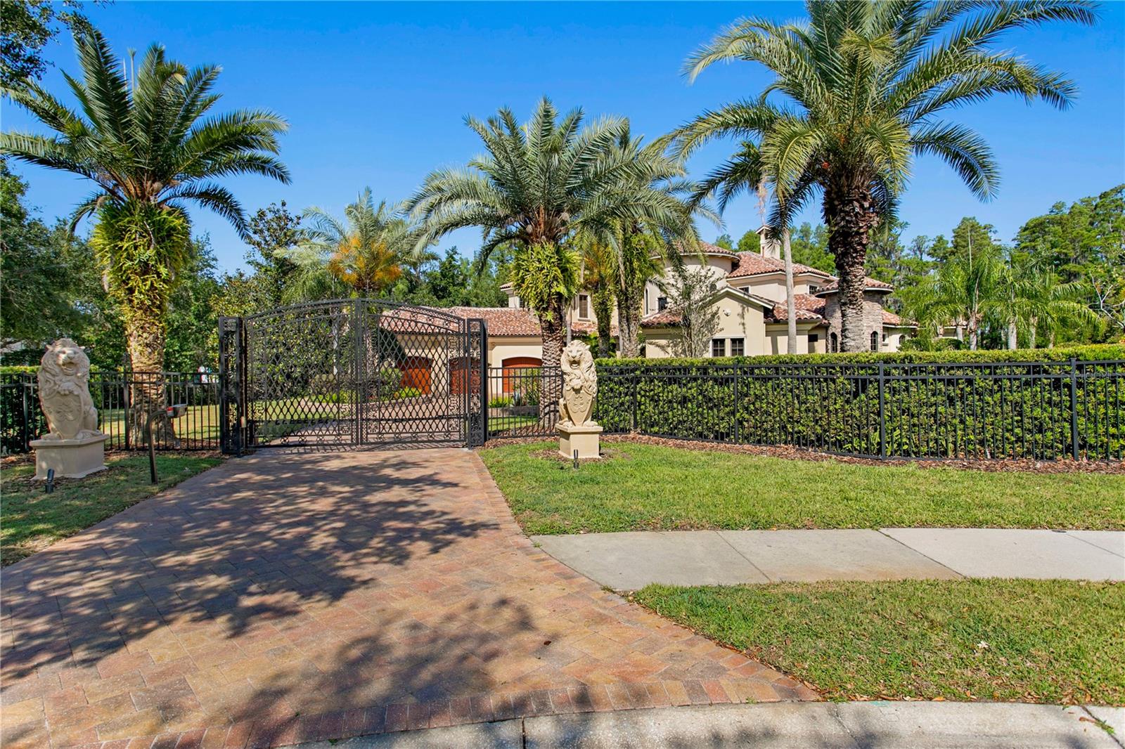 TB8379522 Property Photo