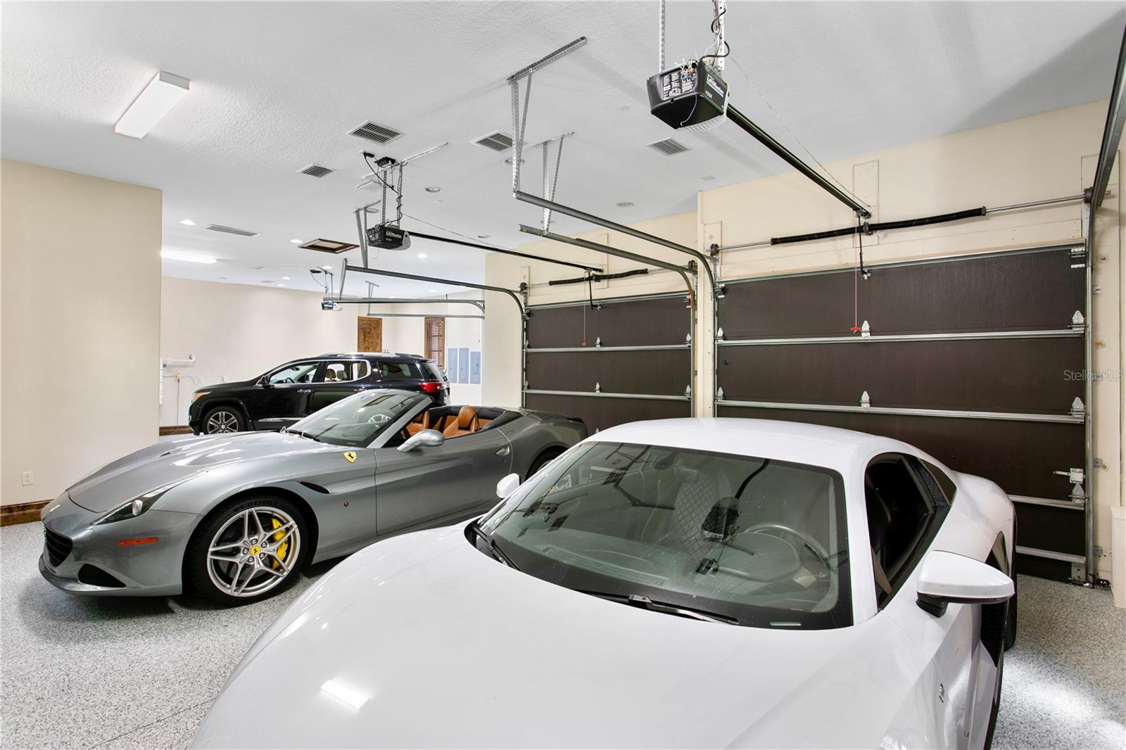 TB8379522 Property Photo