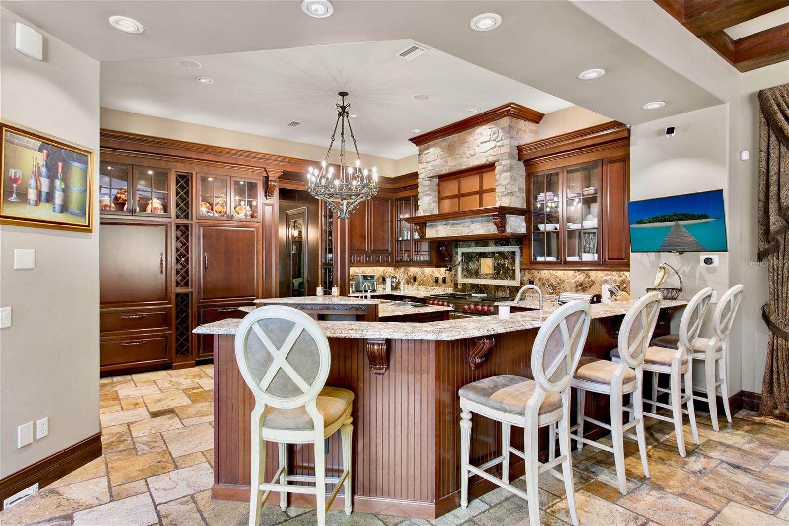 TB8379522 Property Photo