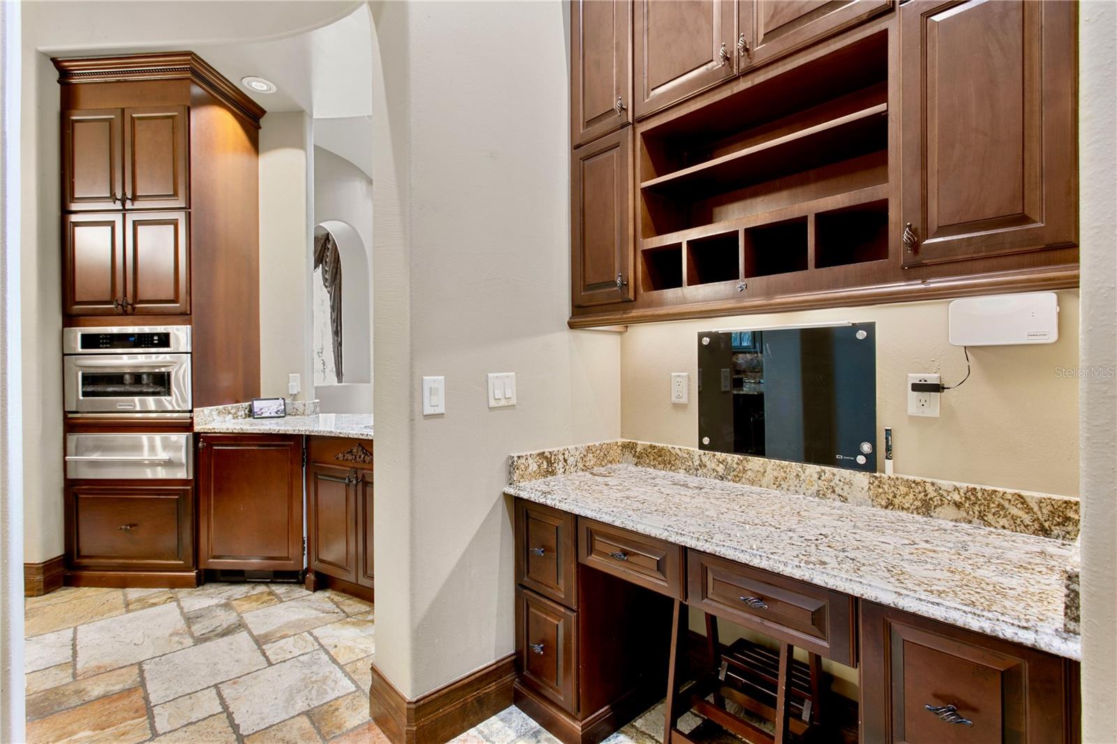 TB8379522 Property Photo