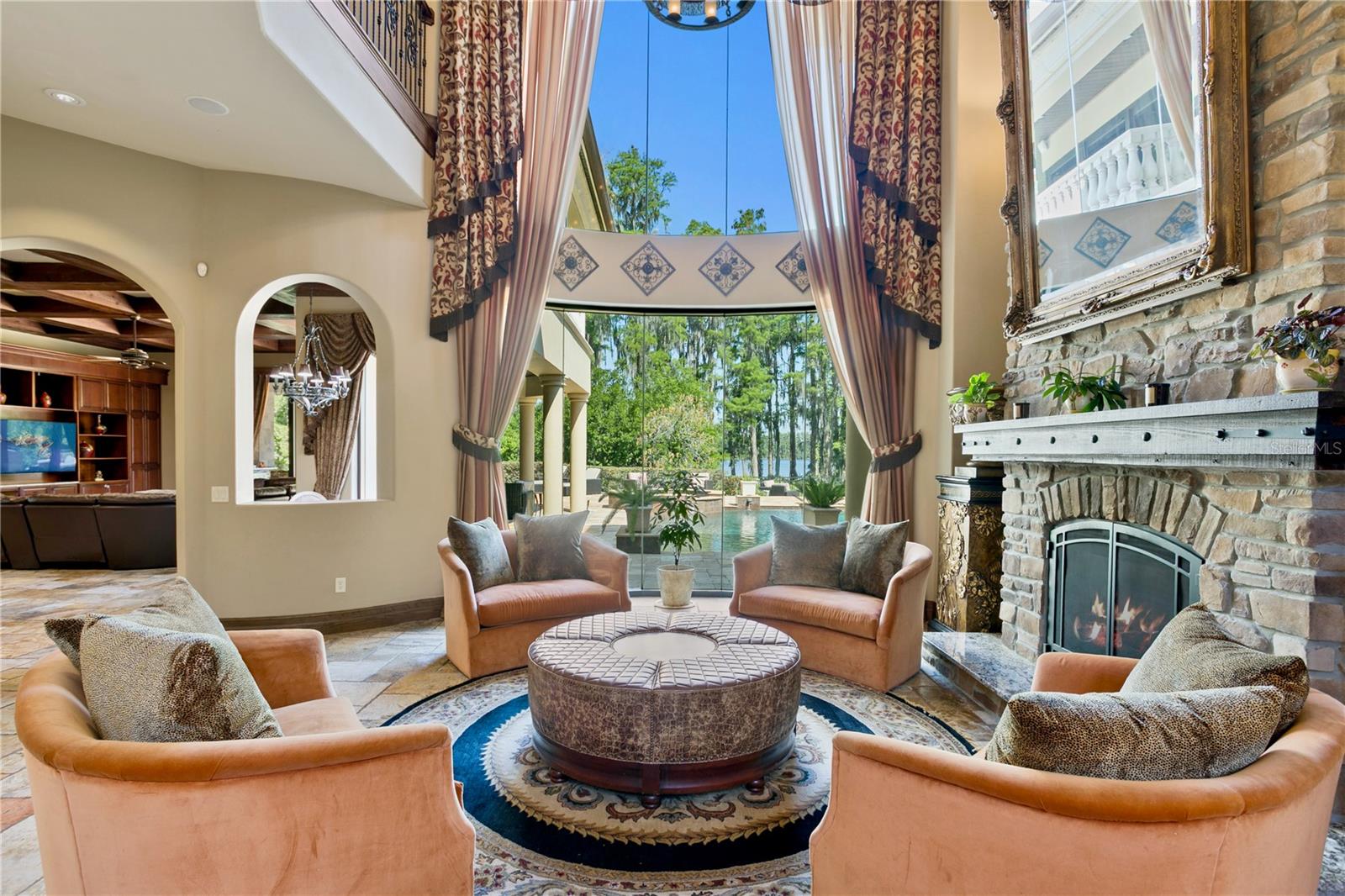 TB8379522 Property Photo