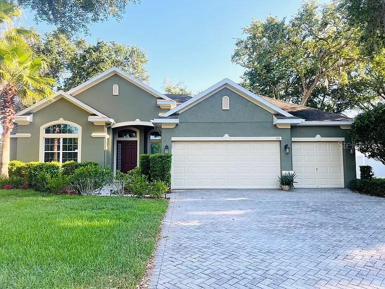 105 E BLUE WATER EDGE DR, EUSTIS, FL, 32736