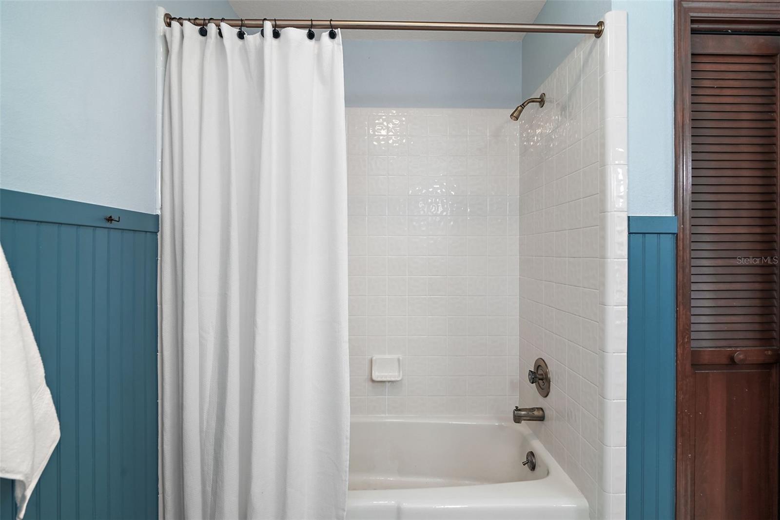 32132 HICKORY LN, SORRENTO, FL, 32776