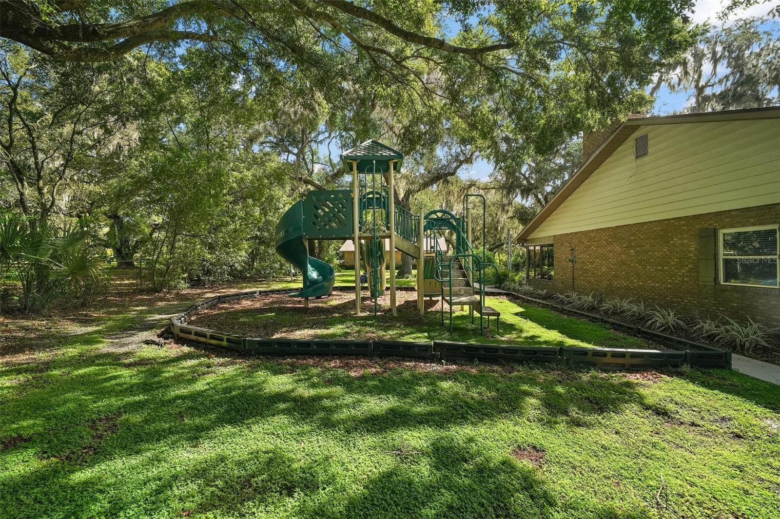 32132 HICKORY LN, SORRENTO, FL, 32776