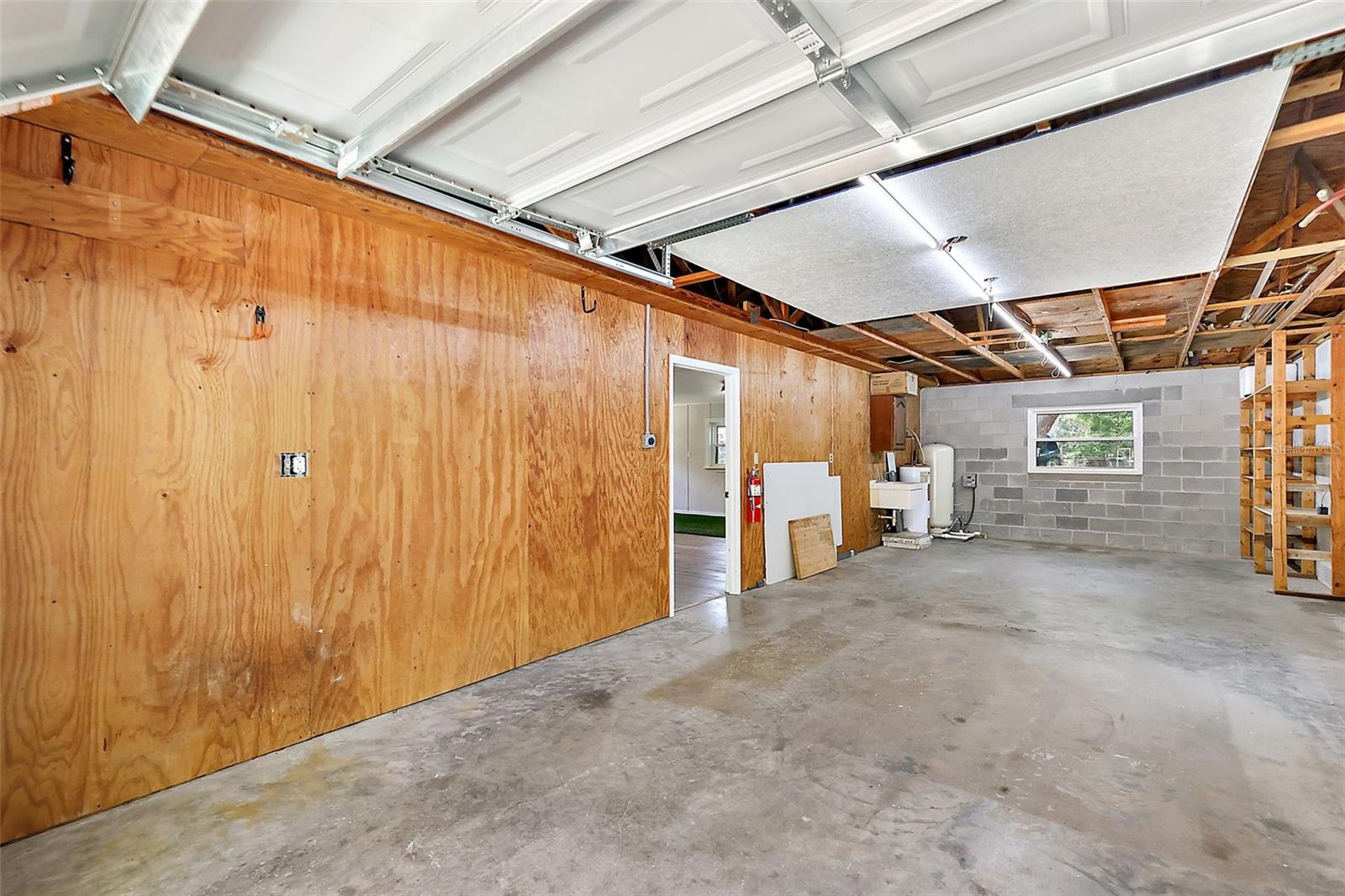32132 HICKORY LN, SORRENTO, FL, 32776
