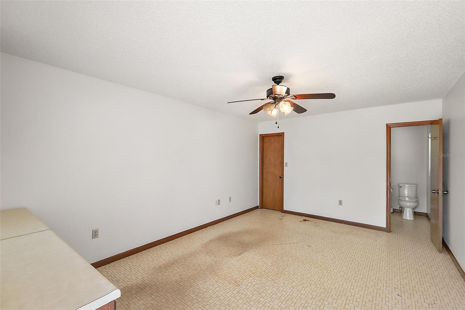 32132 HICKORY LN, SORRENTO, FL, 32776