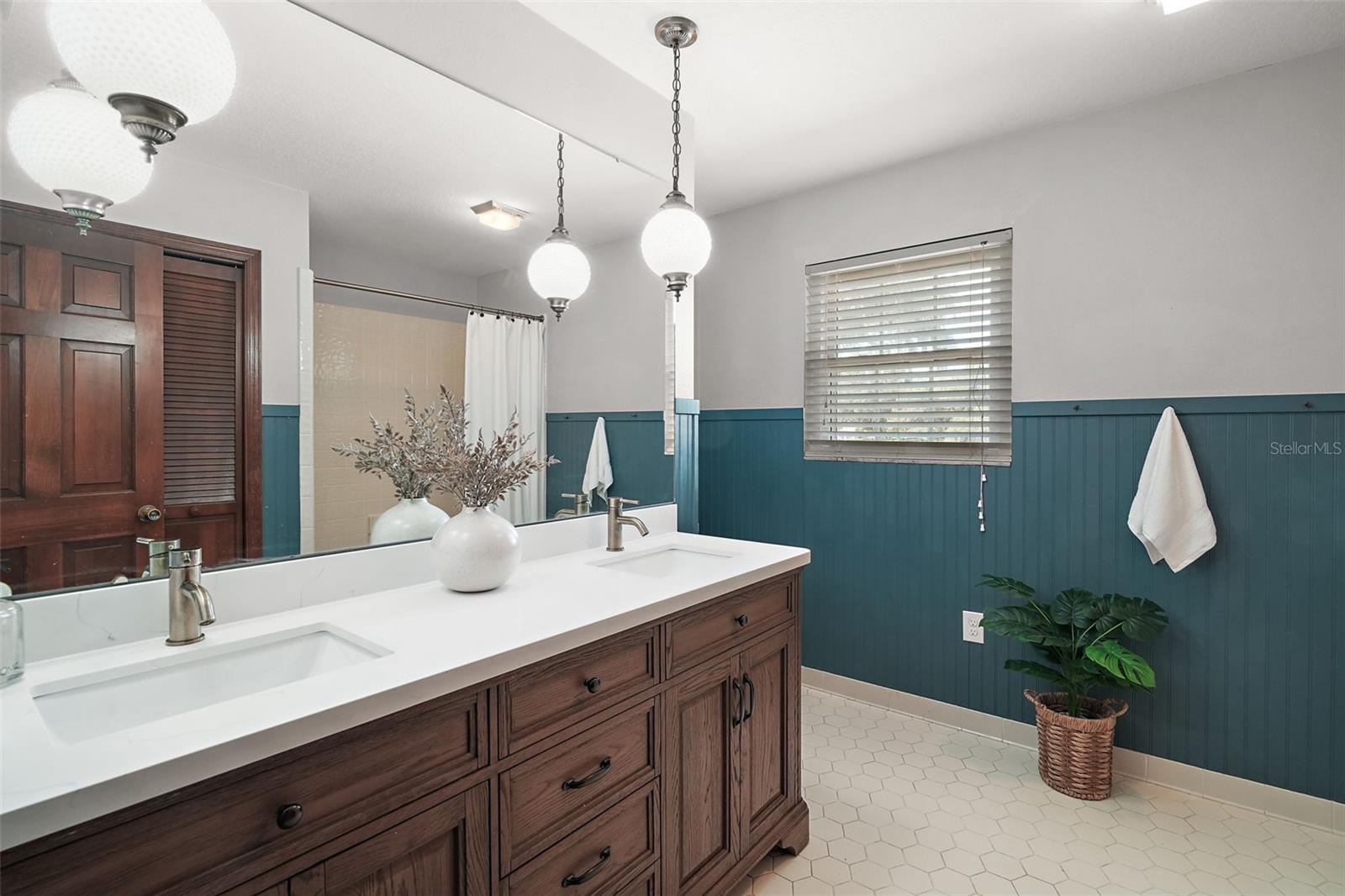 32132 HICKORY LN, SORRENTO, FL, 32776