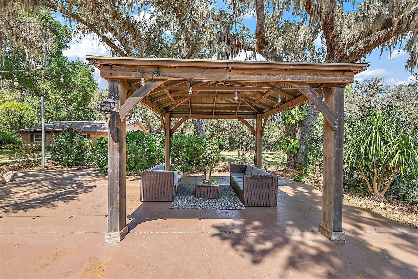 32132 HICKORY LN, SORRENTO, FL, 32776