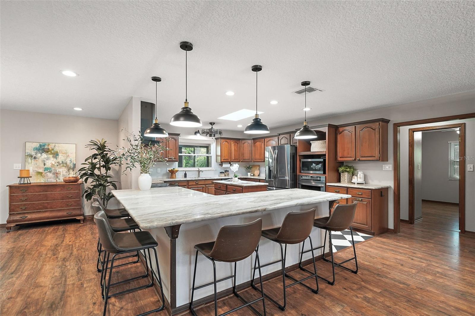 32132 HICKORY LN, SORRENTO, FL, 32776