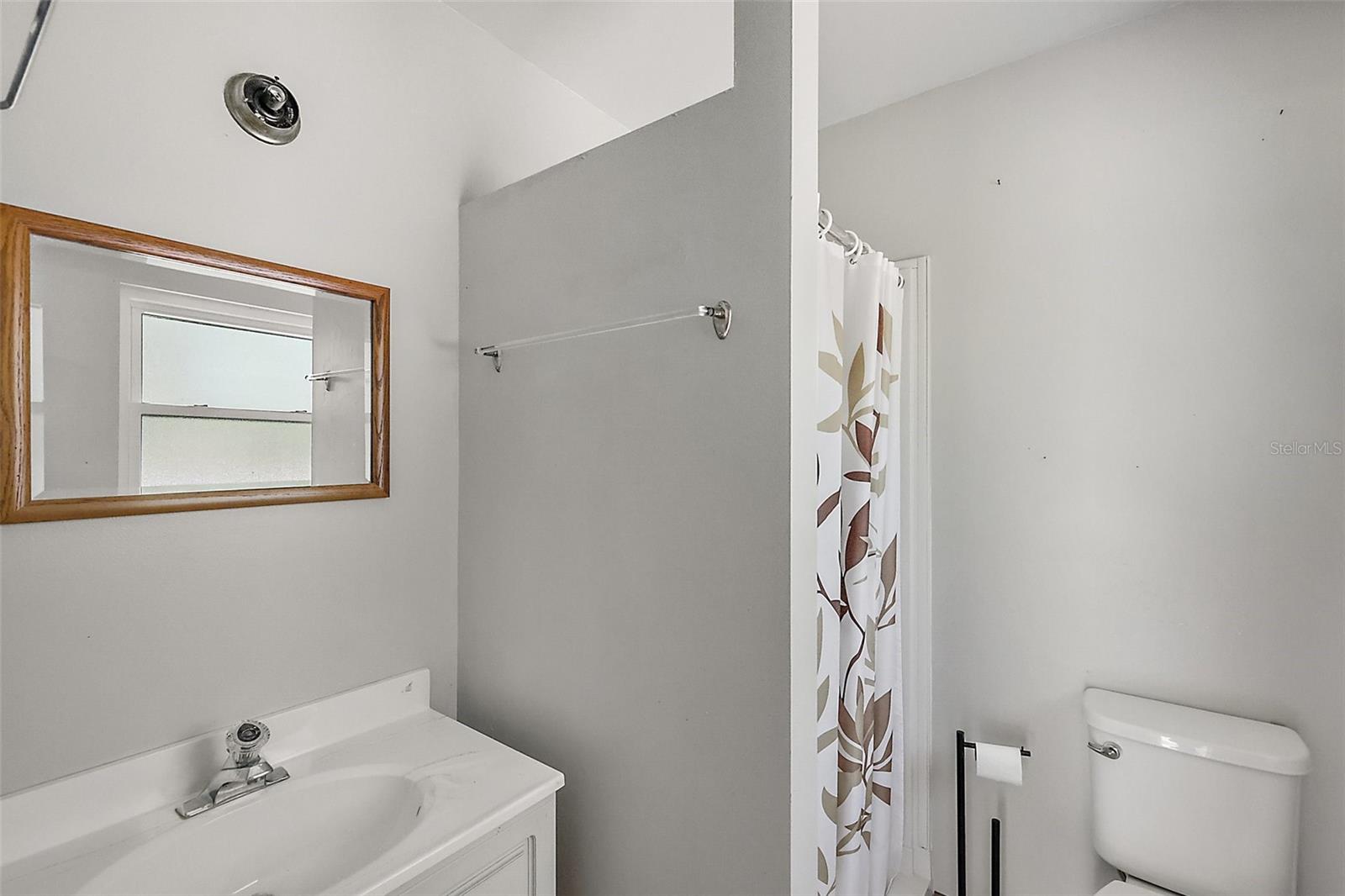32132 HICKORY LN, SORRENTO, FL, 32776