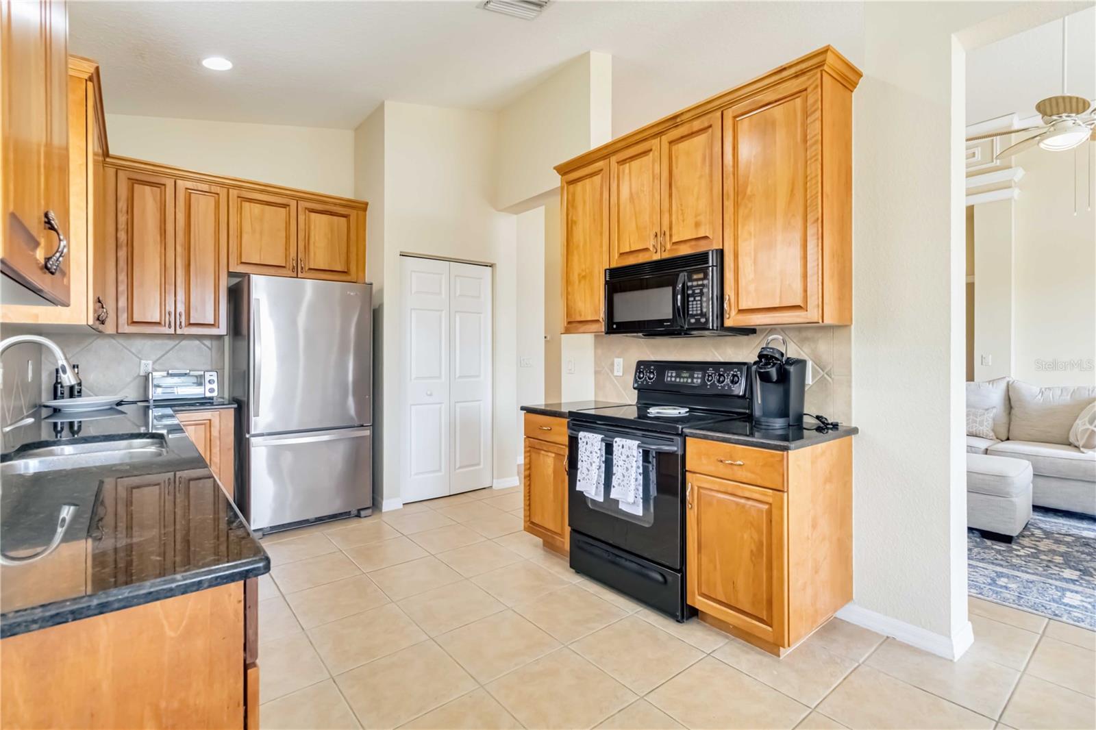 6519 43RD CT E, SARASOTA, FL, 34243