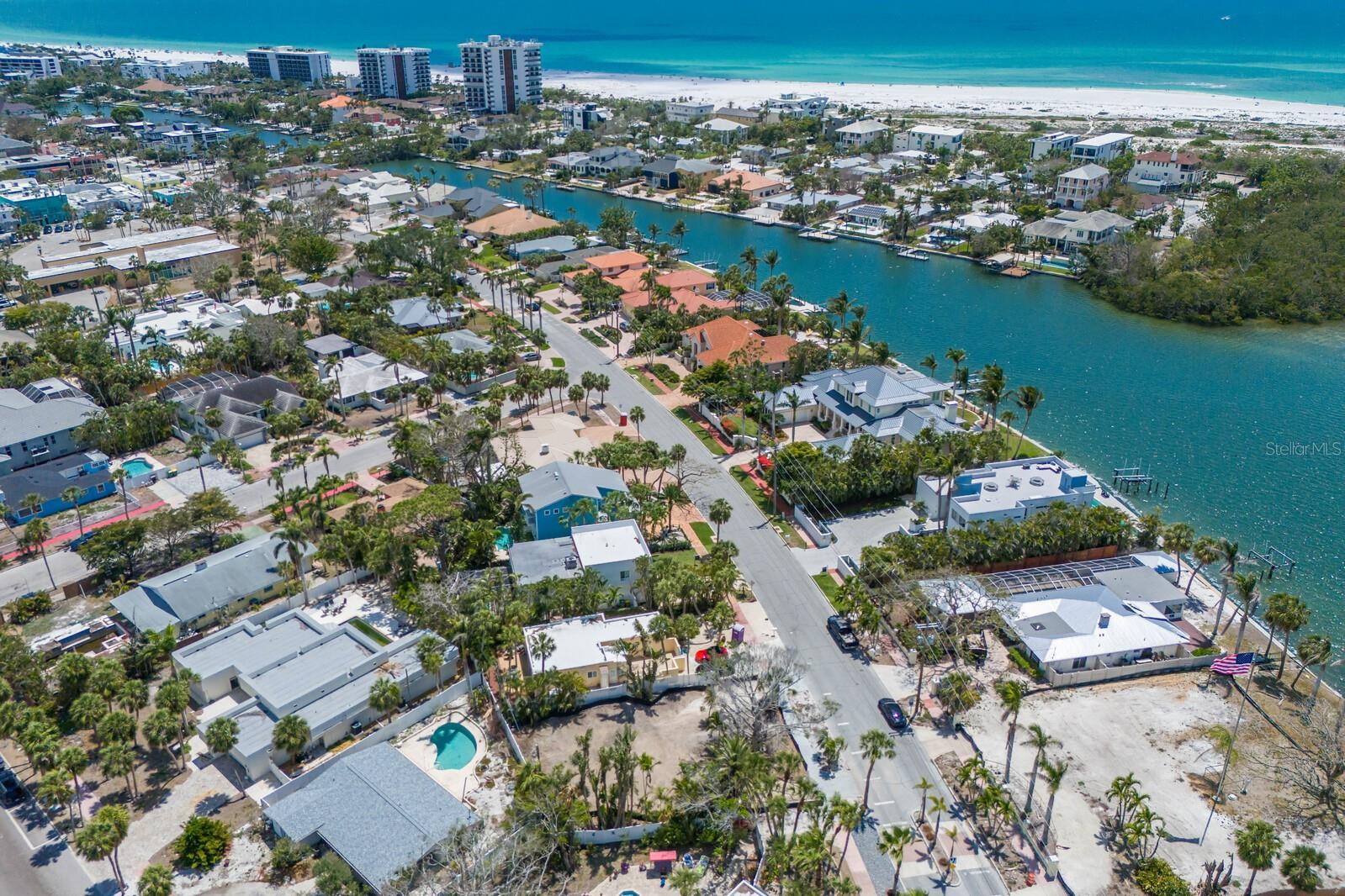 335 N WASHINGTON DR, SARASOTA, FL, 34236