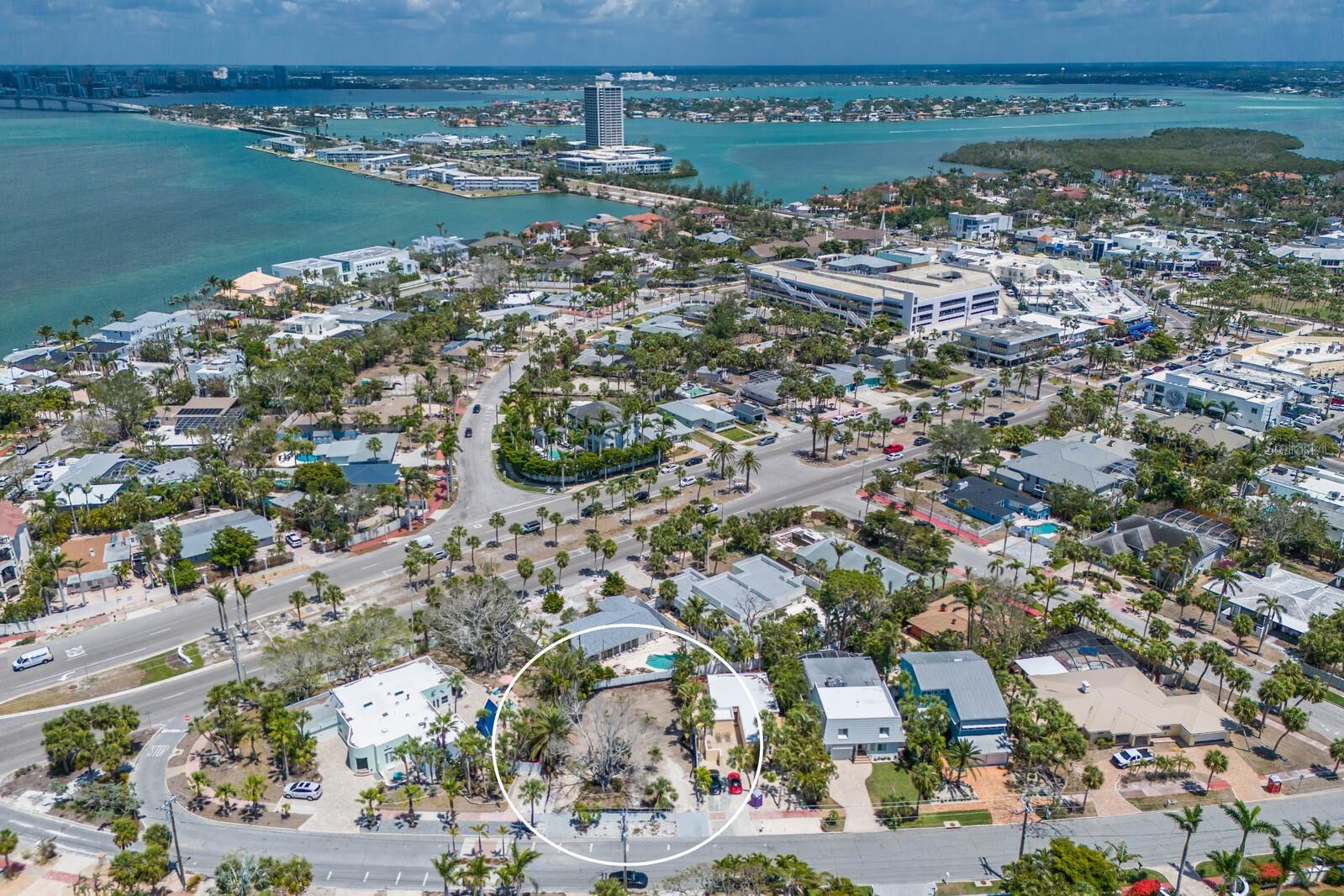 335 N WASHINGTON DR, SARASOTA, FL, 34236