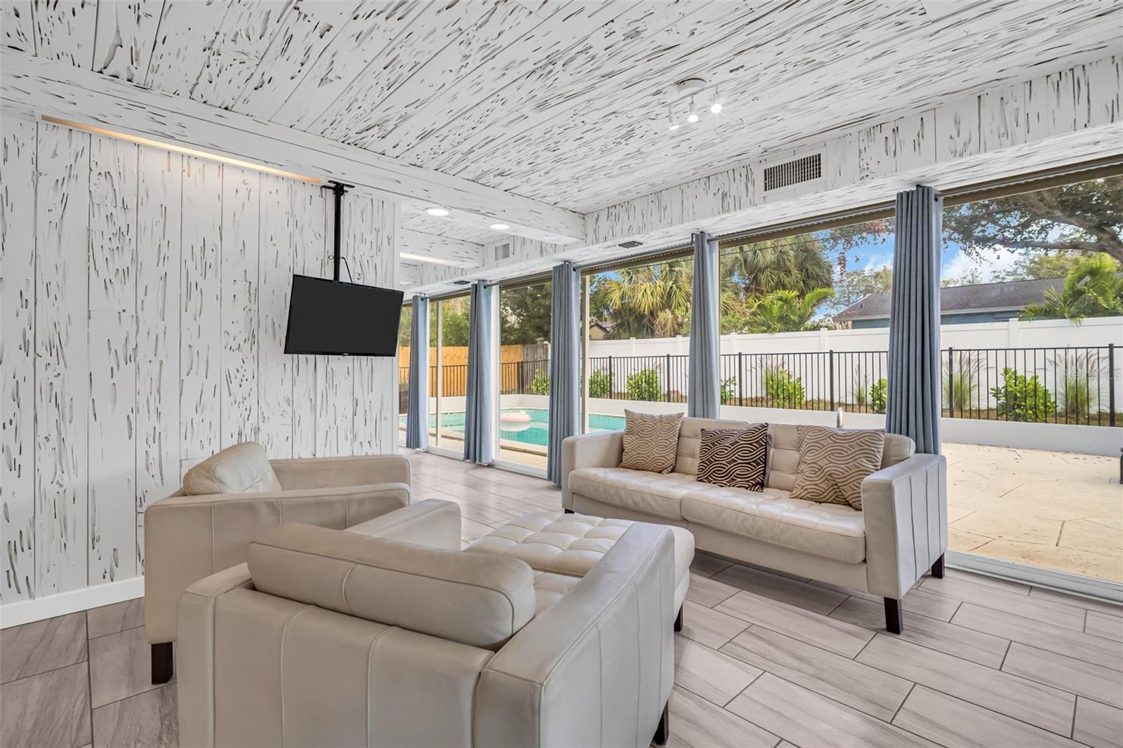 307 ORANGEWOOD LN, LARGO, FL, 33770