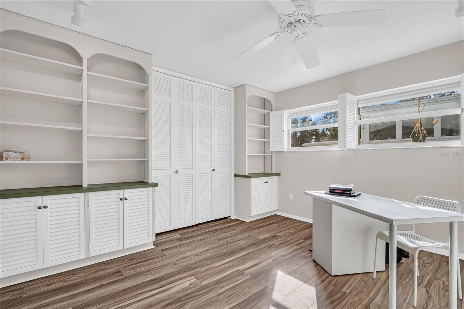 307 ORANGEWOOD LN, LARGO, FL, 33770