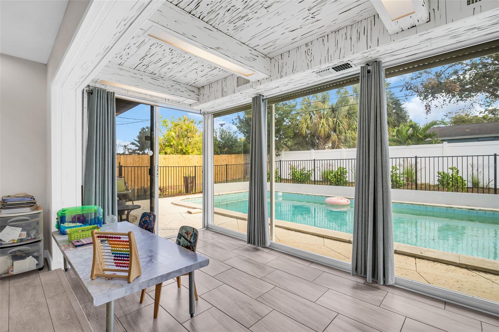 307 ORANGEWOOD LN, LARGO, FL, 33770