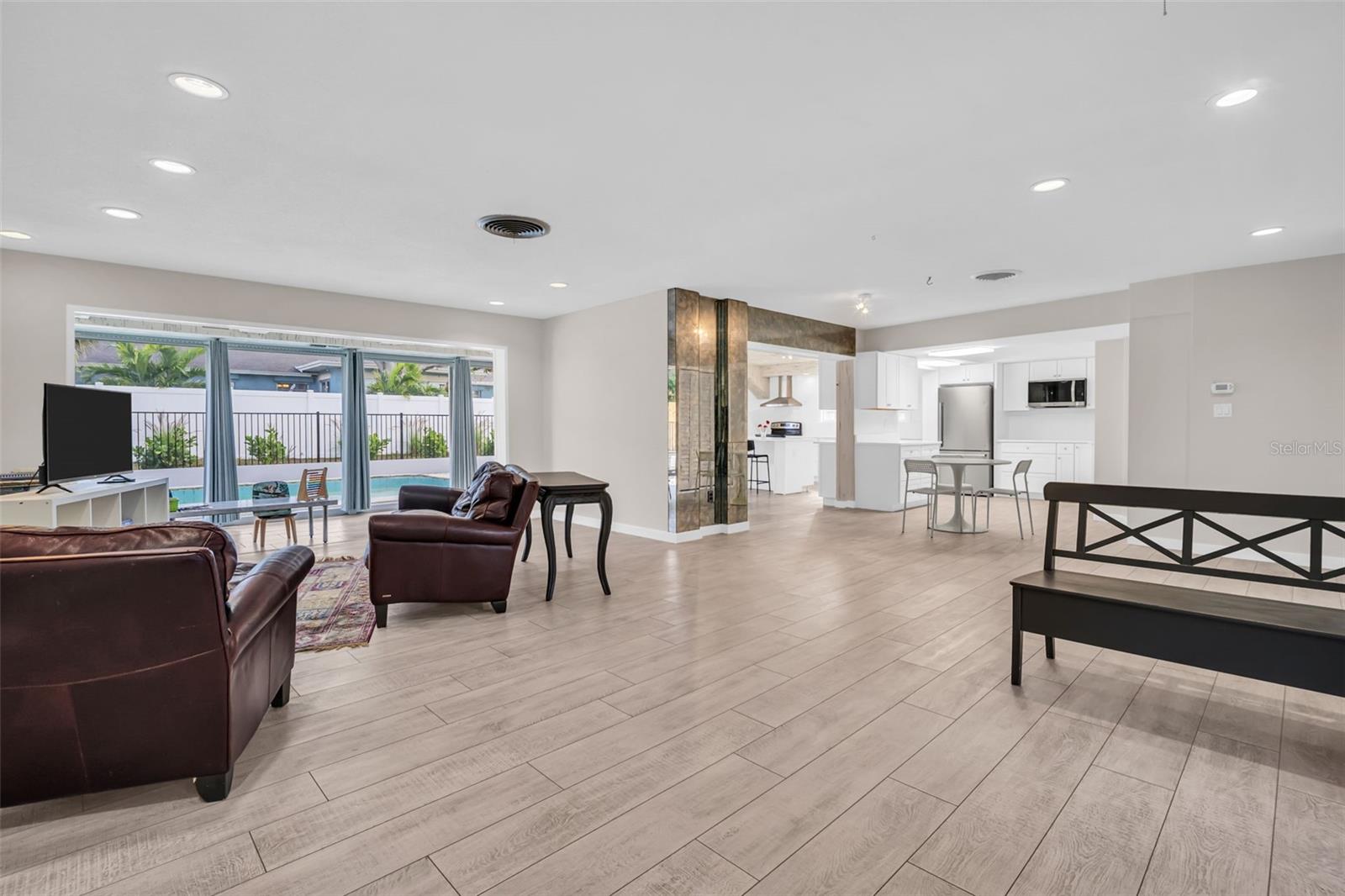 307 ORANGEWOOD LN, LARGO, FL, 33770