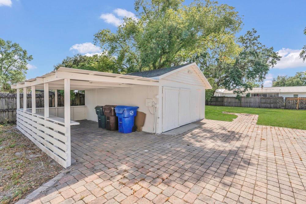 704 S CLYDE AVE, KISSIMMEE, FL, 34741