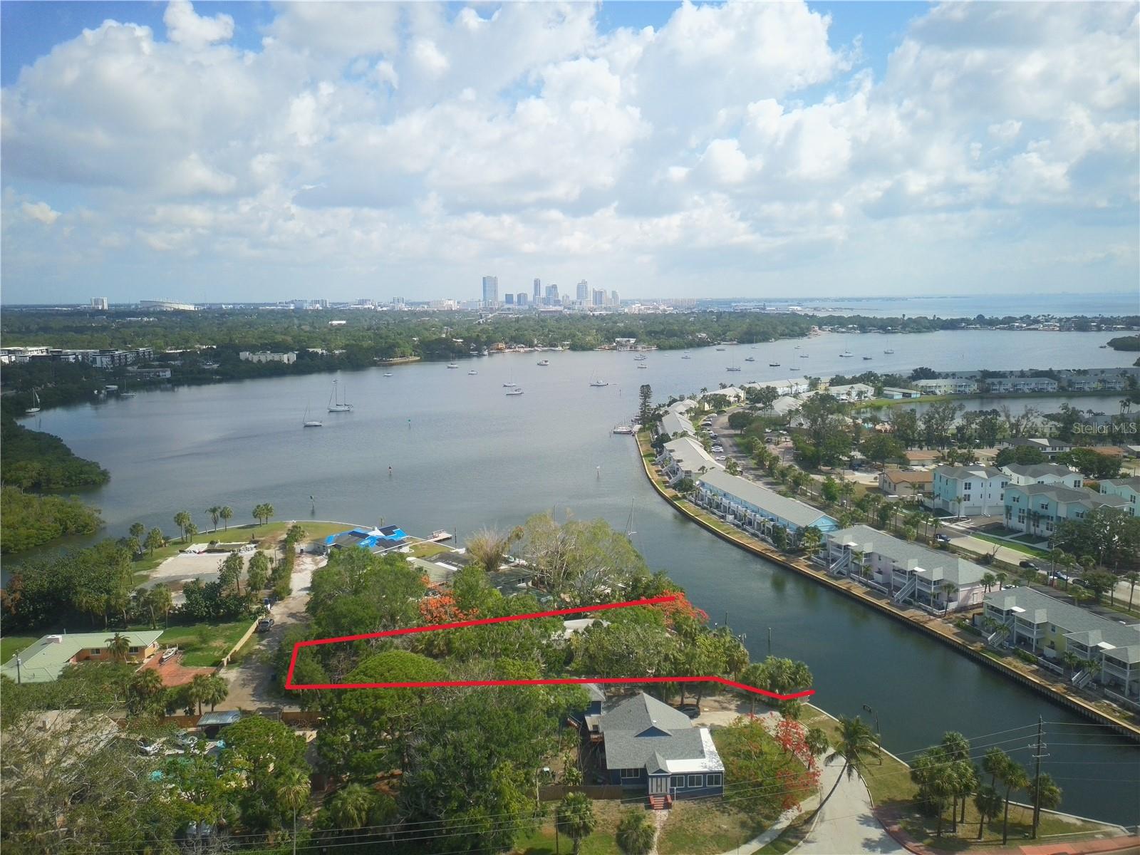 6 SEA LN S, ST PETERSBURG, FL, 33705