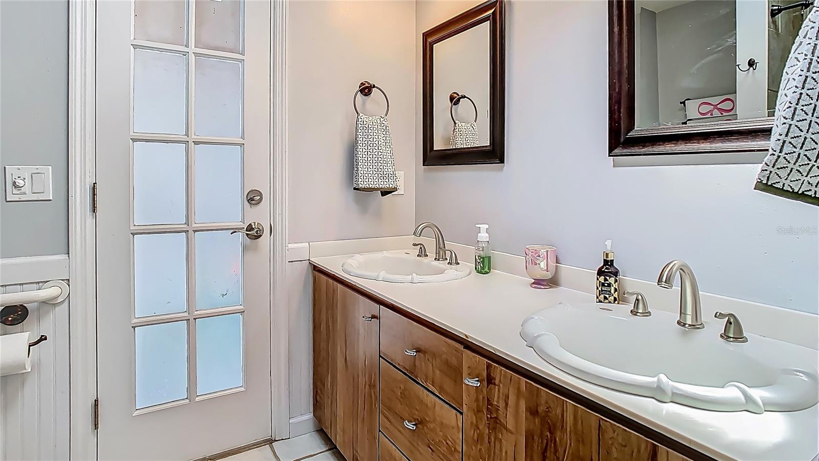 105 ELIZABETH AVE, ALTAMONTE SPRINGS, FL, 32701