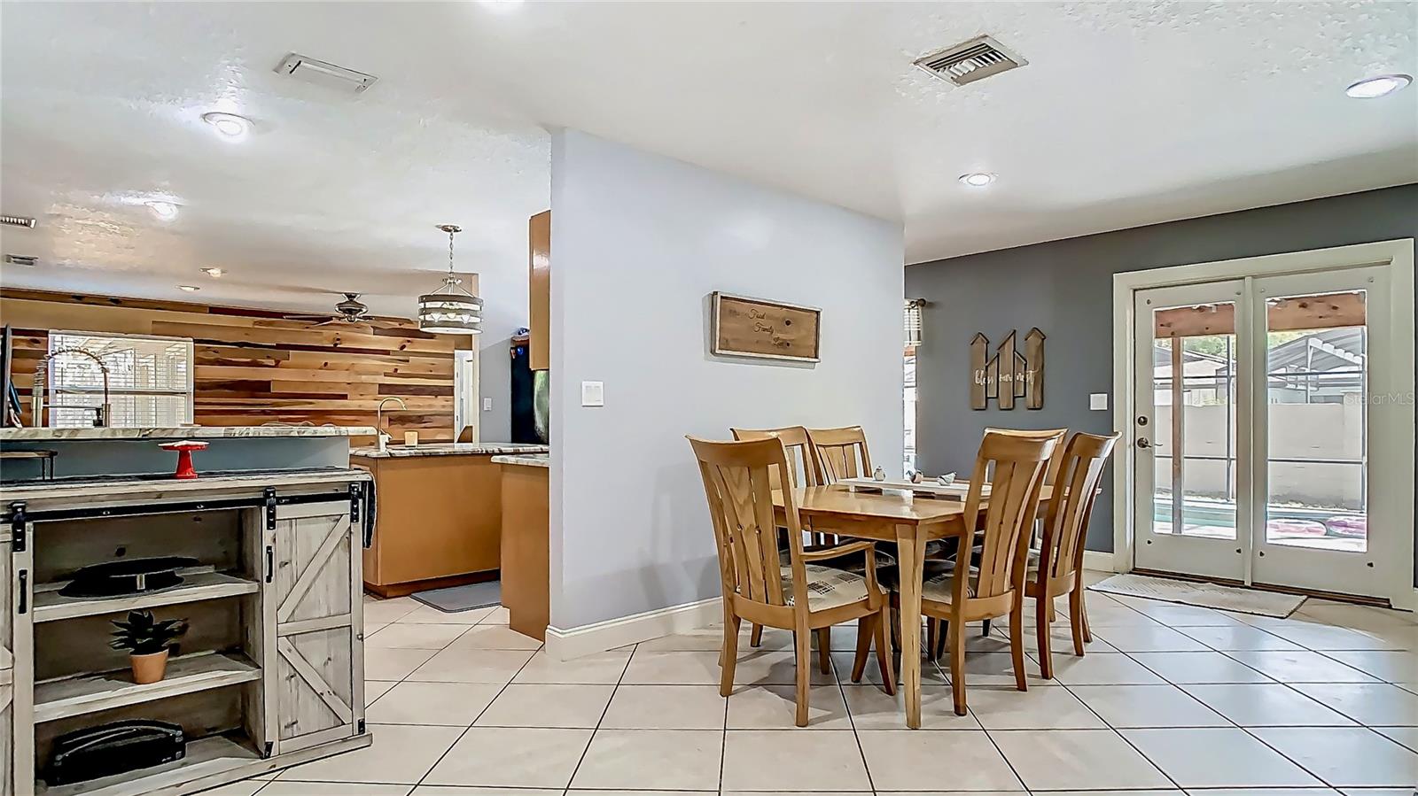 105 ELIZABETH AVE, ALTAMONTE SPRINGS, FL, 32701