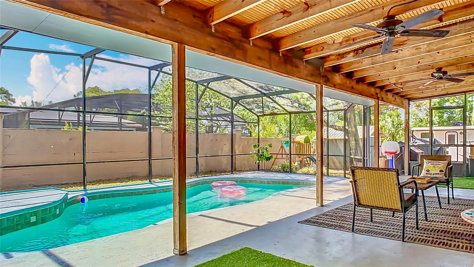 105 ELIZABETH AVE, ALTAMONTE SPRINGS, FL, 32701