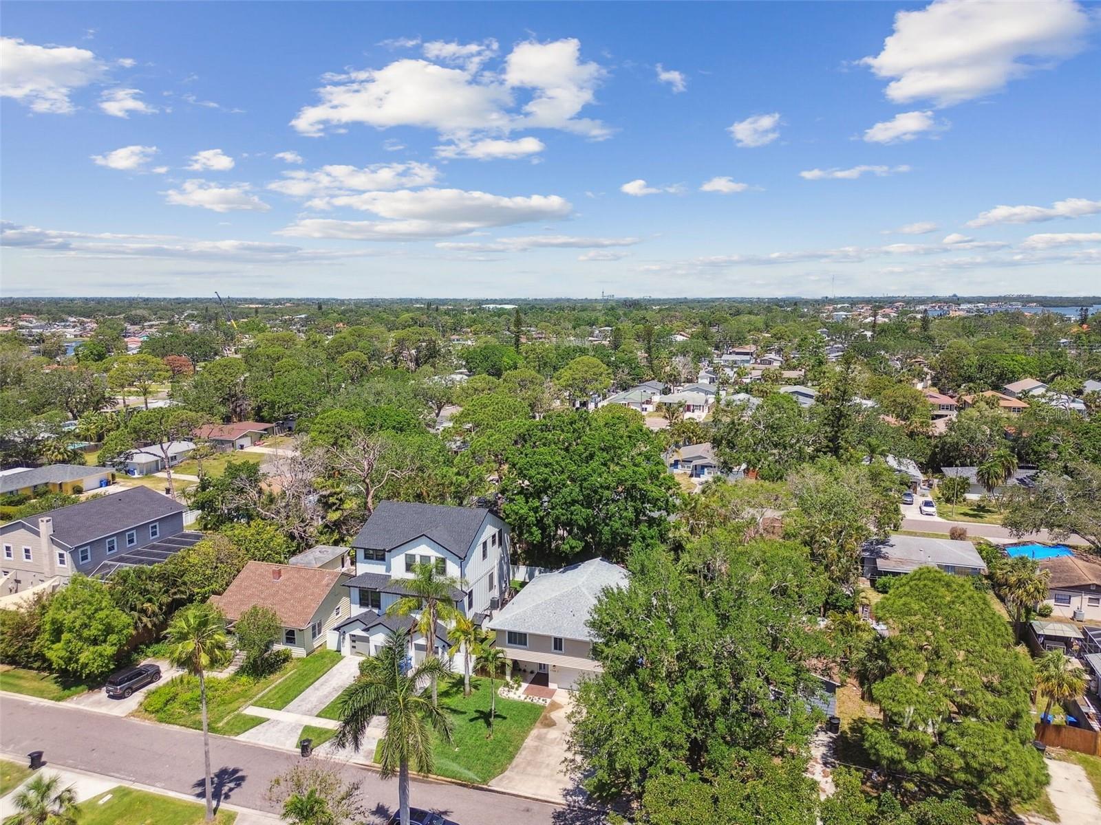 1735 MARYLAND AVE NE, ST PETERSBURG, FL, 33703
