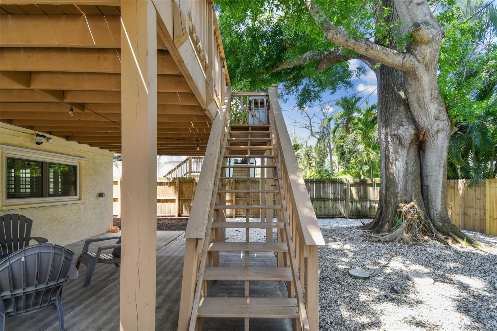 1735 MARYLAND AVE NE, ST PETERSBURG, FL, 33703