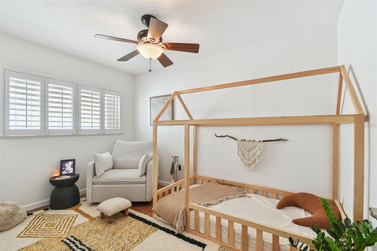 1735 MARYLAND AVE NE, ST PETERSBURG, FL, 33703