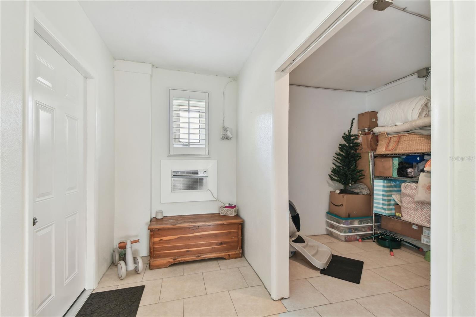 1735 MARYLAND AVE NE, ST PETERSBURG, FL, 33703