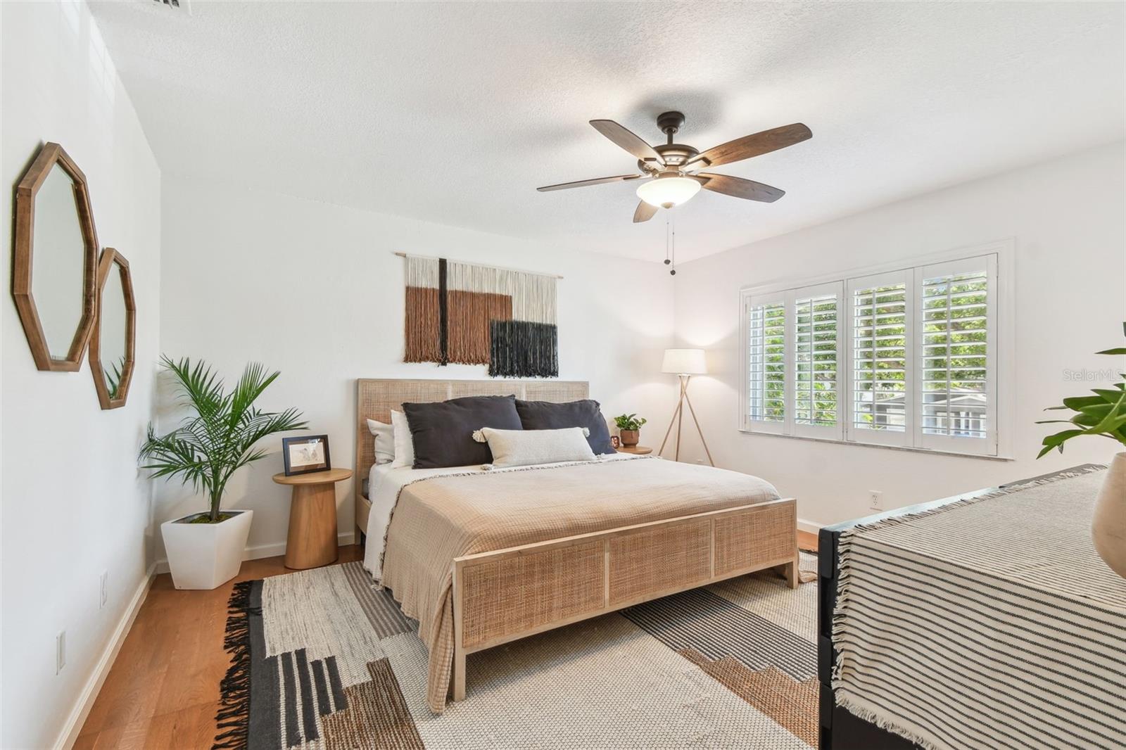 1735 MARYLAND AVE NE, ST PETERSBURG, FL, 33703
