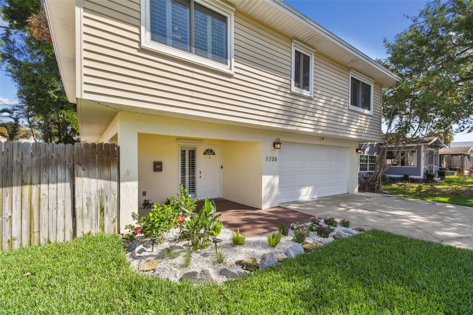 1735 MARYLAND AVE NE, ST PETERSBURG, FL, 33703
