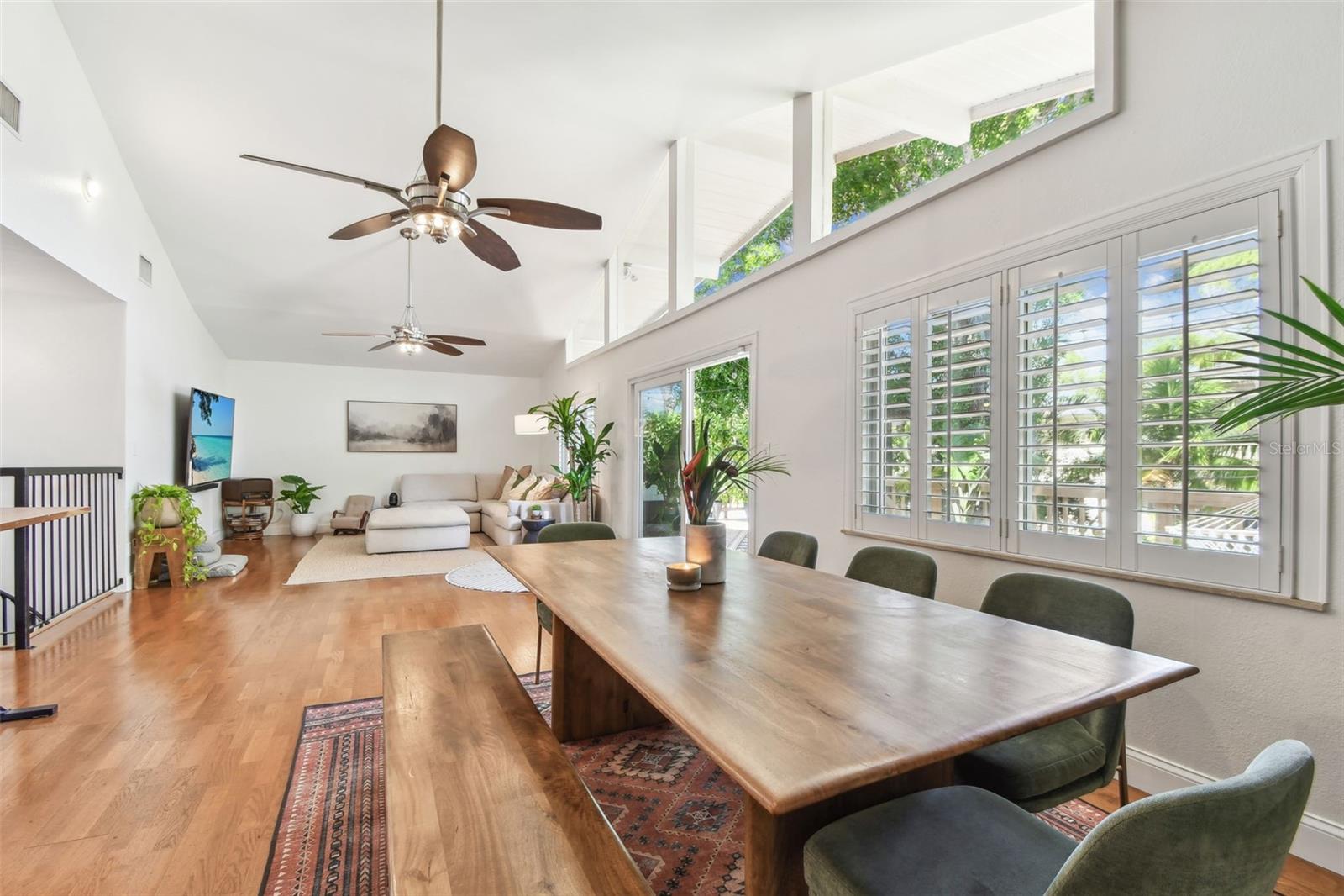 1735 MARYLAND AVE NE, ST PETERSBURG, FL, 33703