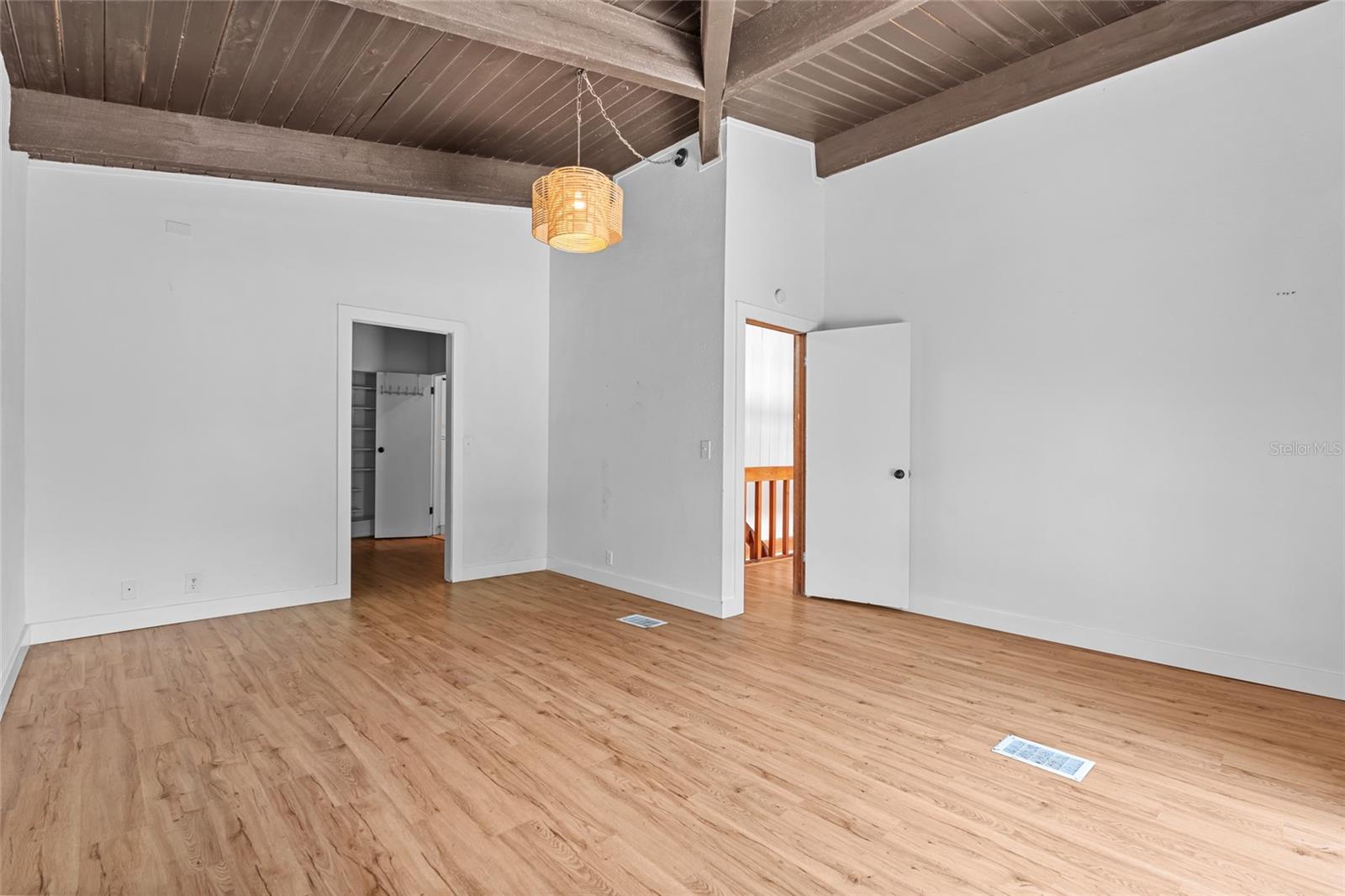 18816 CARR DR, LUTZ, FL, 33559