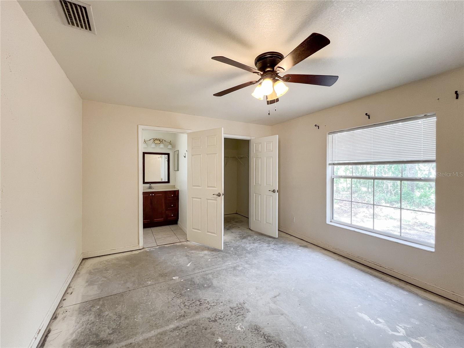 15230 S COUNTRY CLUB DR, WILLISTON, FL, 32696