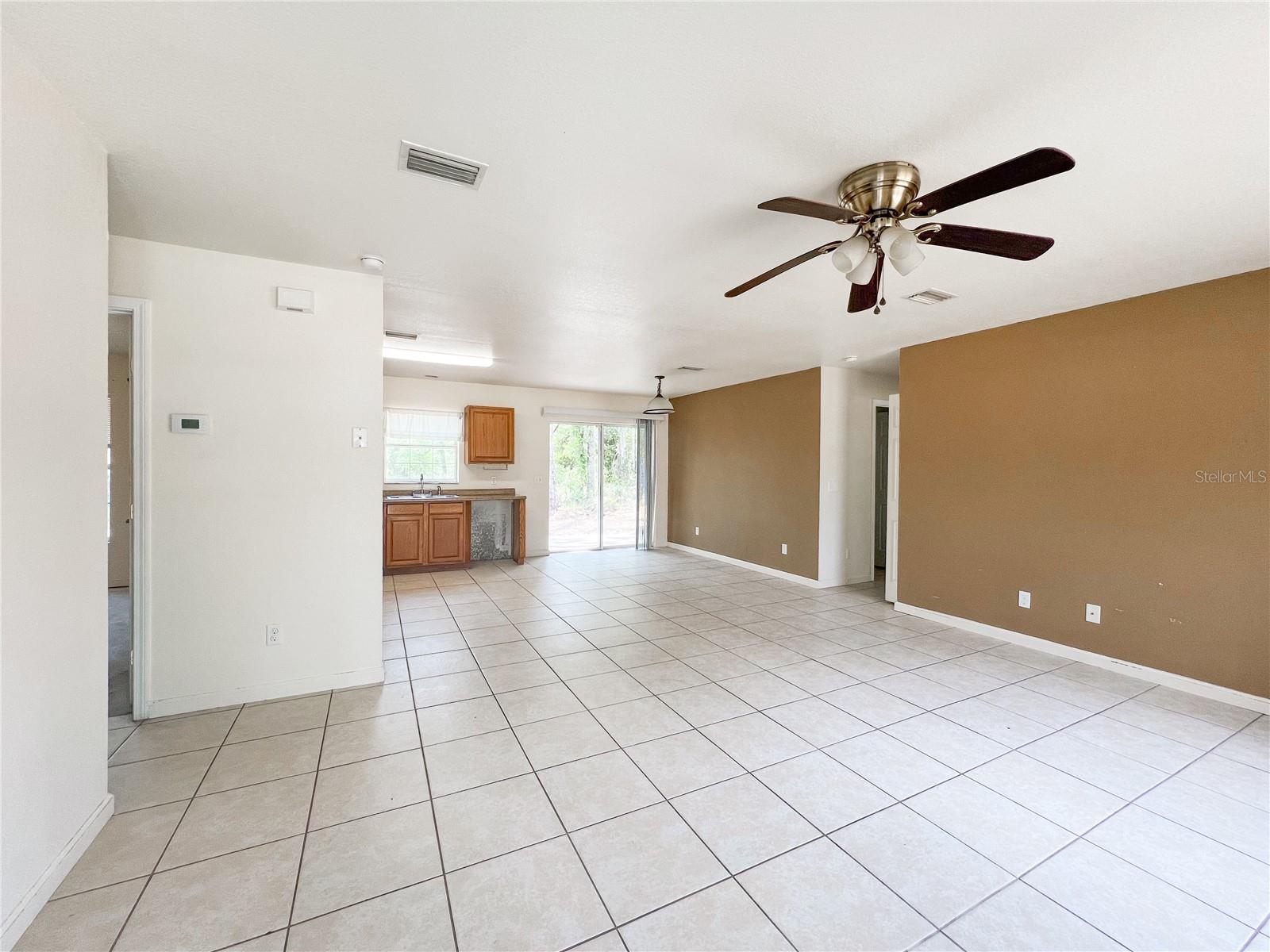 15230 S COUNTRY CLUB DR, WILLISTON, FL, 32696