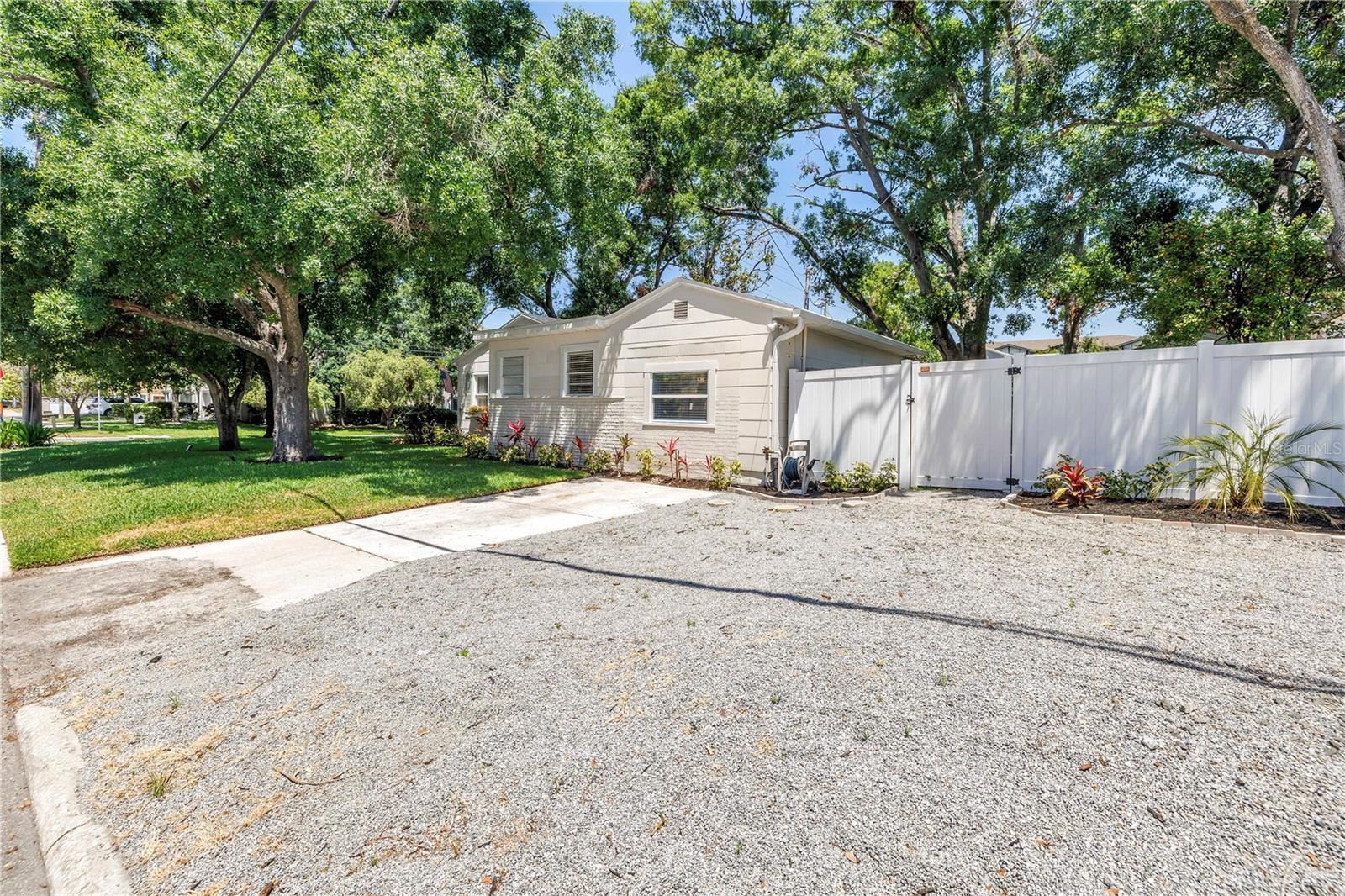 420 S MATANZAS AVE, TAMPA, FL, 33609