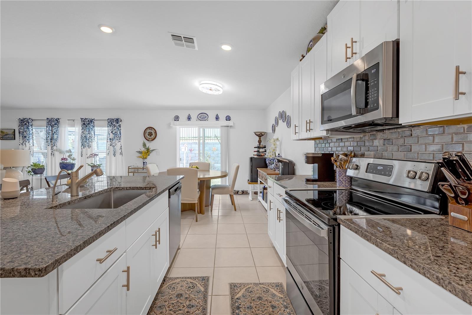 36568 GARDEN WALL WAY, ZEPHYRHILLS, FL, 33541