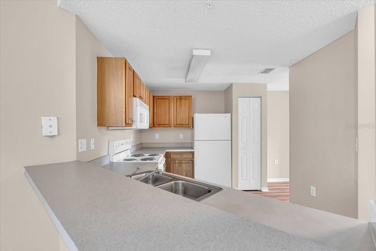 5500 BENTGRASS DR #6-106, SARASOTA, FL, 34235