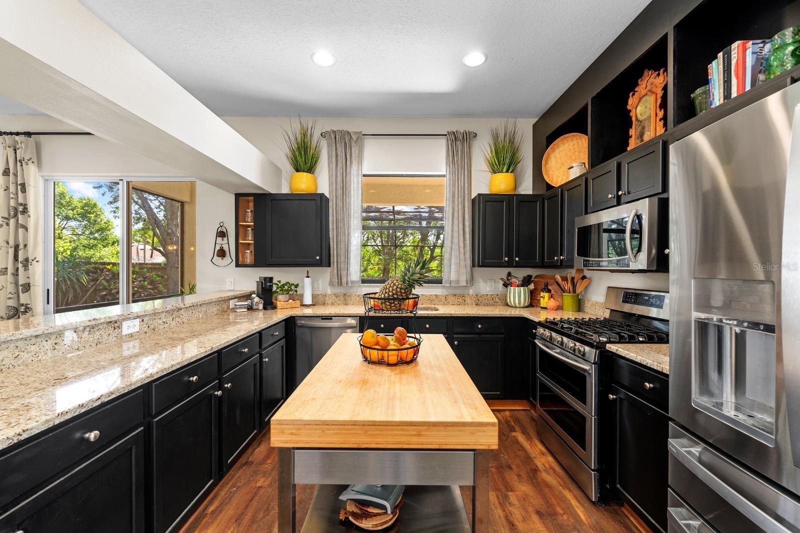 1133 SPLIT SILK ST, VALRICO, FL, 33594