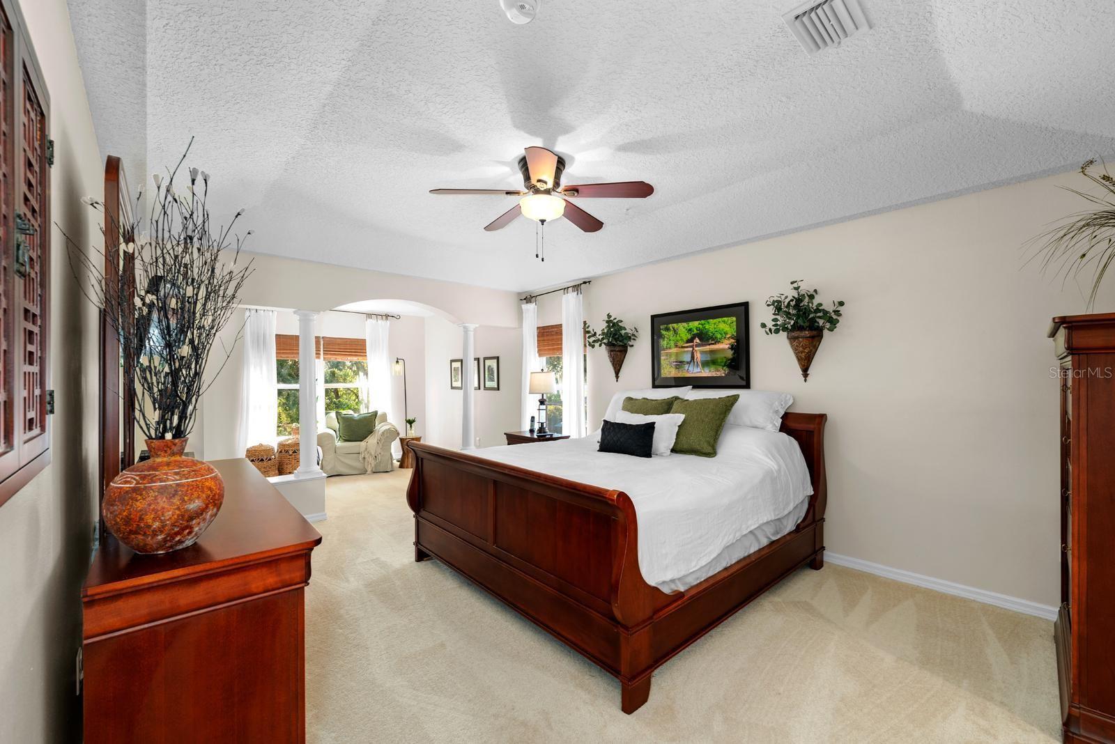 1133 SPLIT SILK ST, VALRICO, FL, 33594