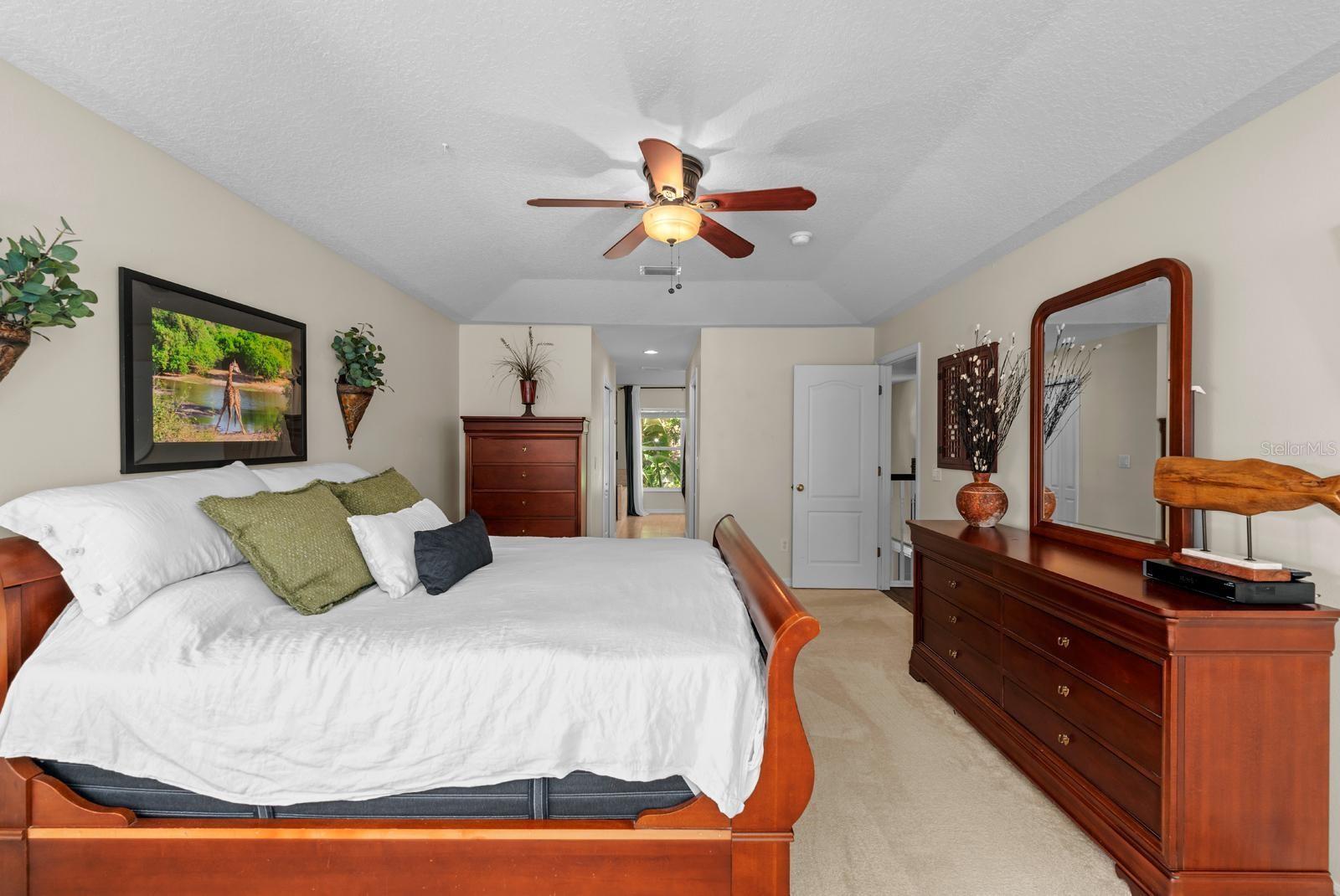 1133 SPLIT SILK ST, VALRICO, FL, 33594