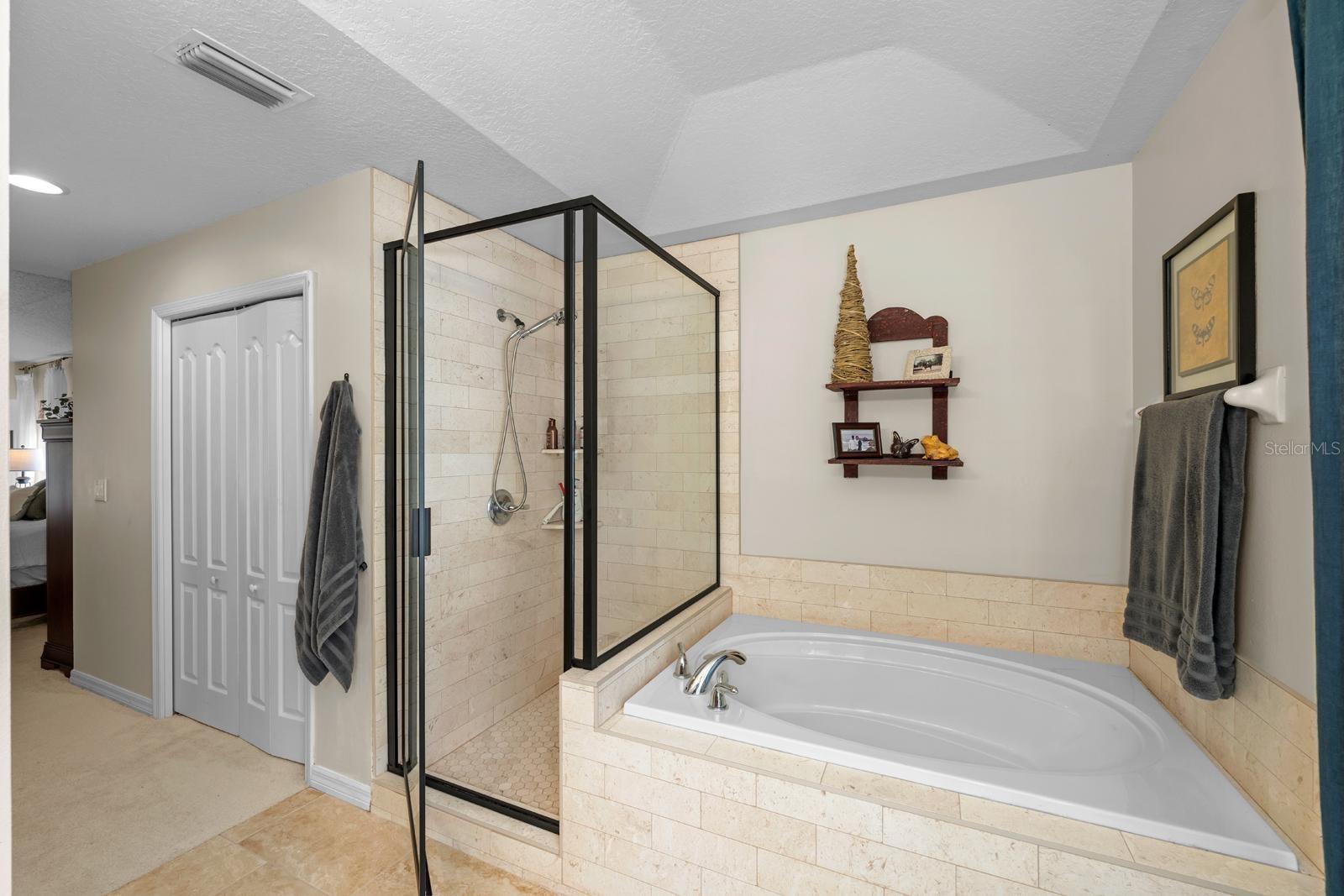 1133 SPLIT SILK ST, VALRICO, FL, 33594