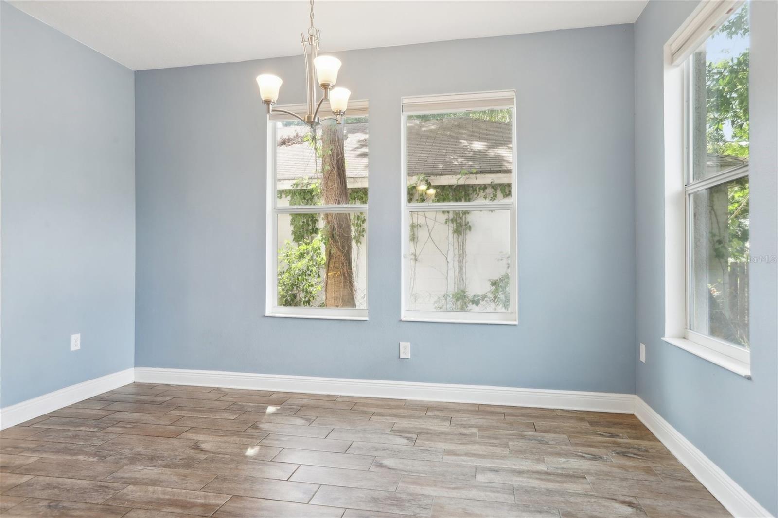 1913 W PINE ST, TAMPA, FL, 33607