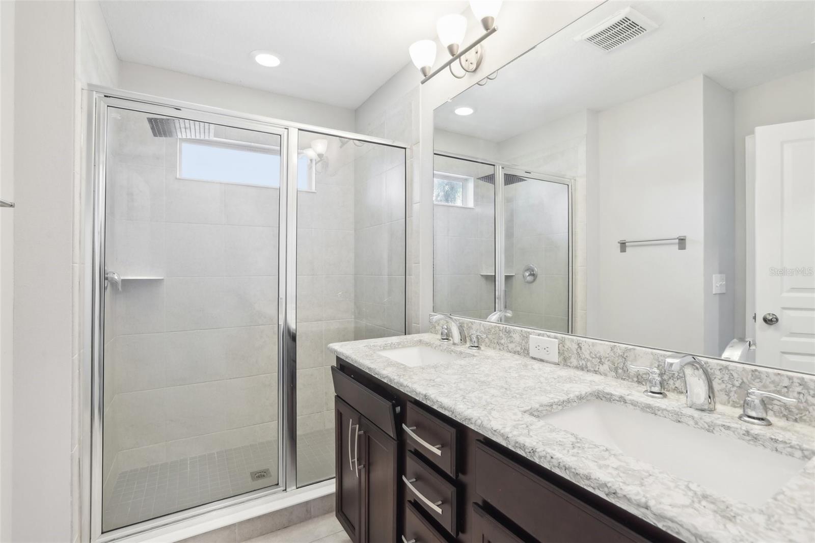 1913 W PINE ST, TAMPA, FL, 33607