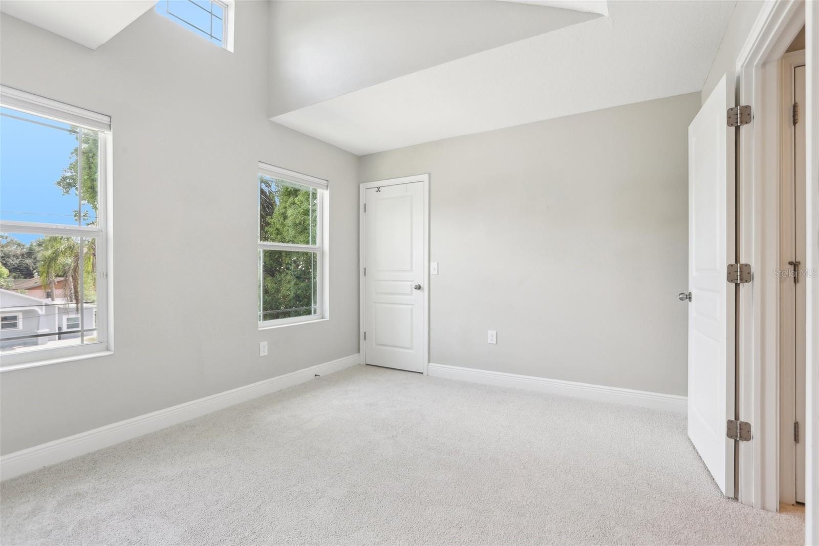 1913 W PINE ST, TAMPA, FL, 33607