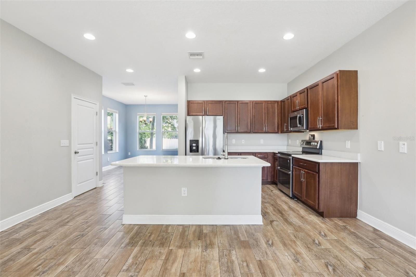 1913 W PINE ST, TAMPA, FL, 33607