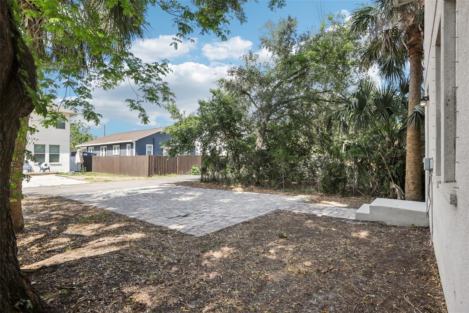 1913 W PINE ST, TAMPA, FL, 33607