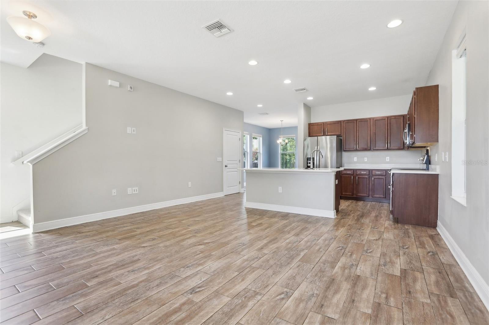 1913 W PINE ST, TAMPA, FL, 33607