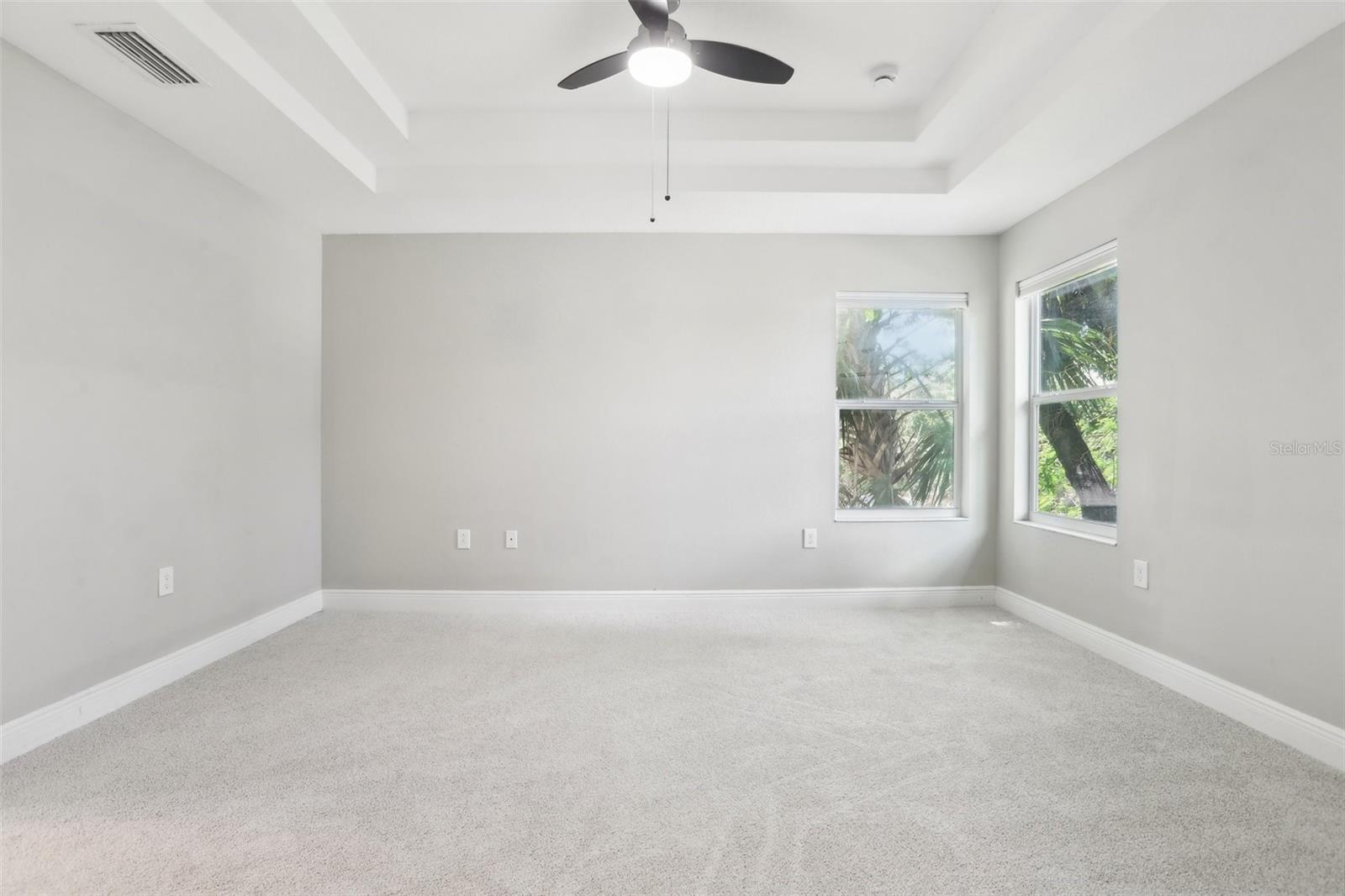 1913 W PINE ST, TAMPA, FL, 33607